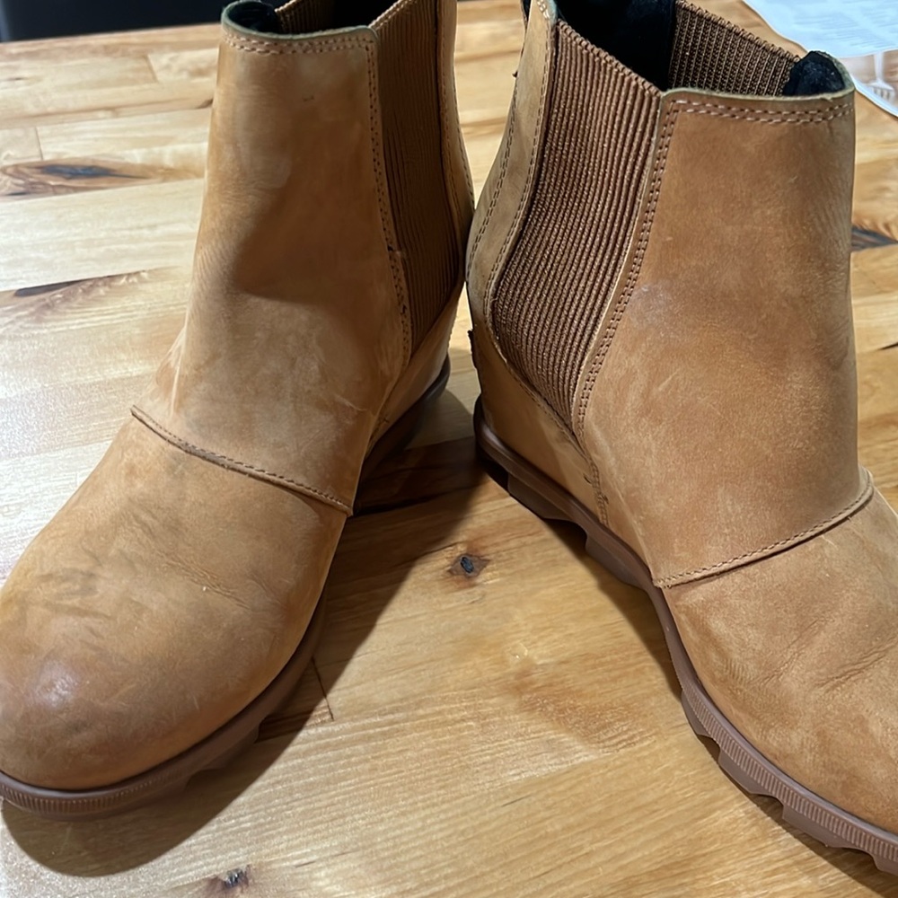 Sorel Joan of Arctic wedge / boot size 9